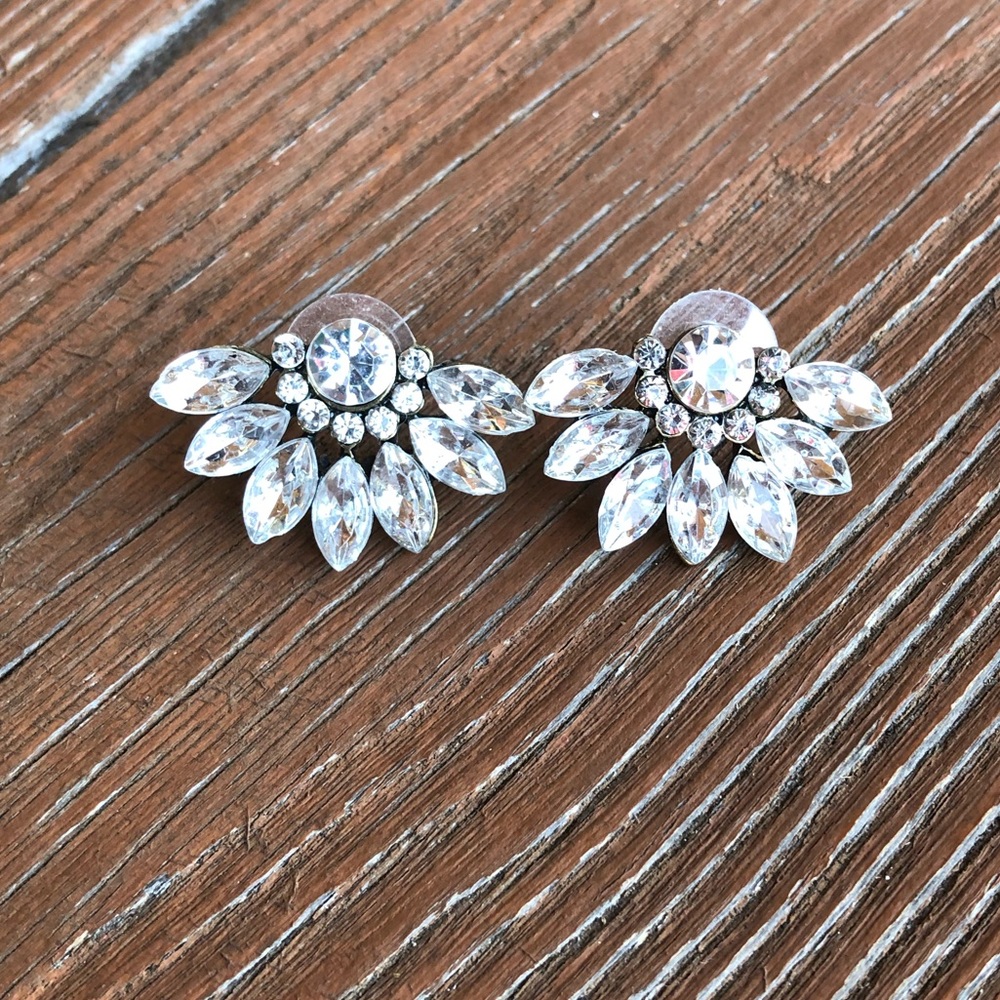 {Plunder} earrings